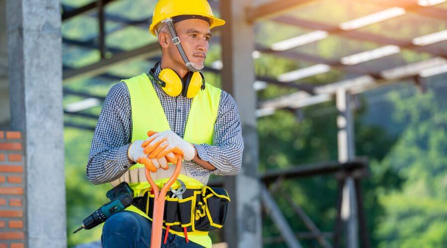 Professional residential roofers in Saint Charles, IA